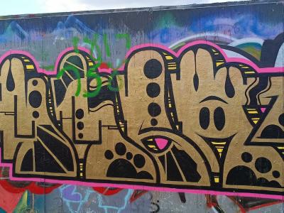 Golden Lettering — Street art in London