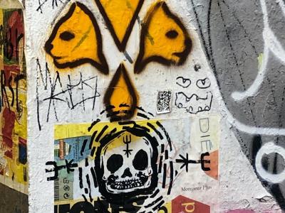 Monsieur plus street art