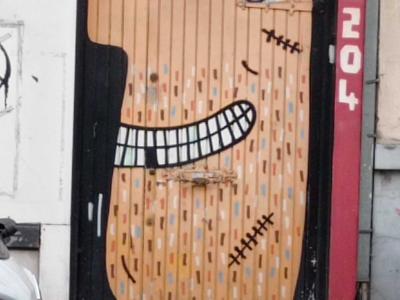Big Eyes Face — Street art in Lille