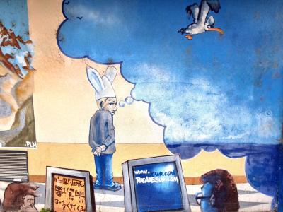 Urban Daydream with Rabbit Ears — Street art in Grenoble