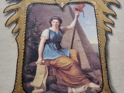 Victoire et drapeau, cadre ailé — Street art de Codex Urbanus à Clermont-Ferrand