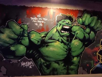 Hulk Tribute to a Friend — Street art in Paris