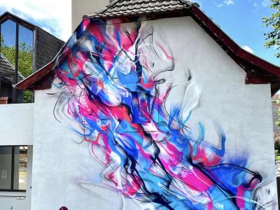 Oiseau abstrait bleu nuit