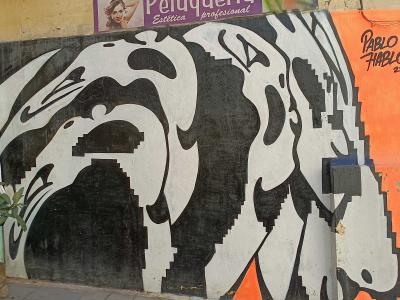 Pixelated Shapes in Black and White — Street art in Madrid