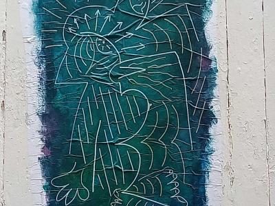 Abstract Figure on Green Background — Street art in Nantes