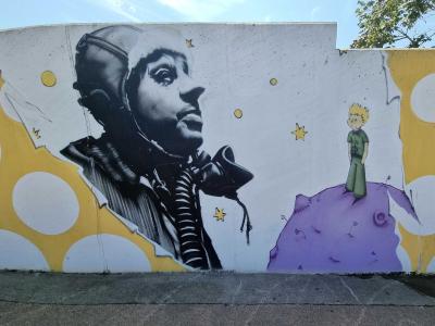 Saint-Exupéry and the Little Prince — Street art in Vallon-Pont-d'Arc