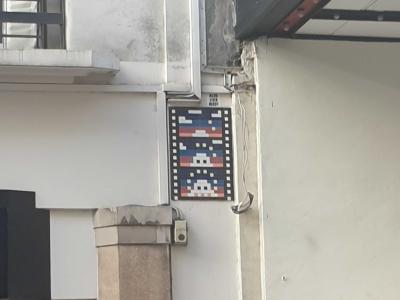 Space Invader PA_1423 — Cinema Film Strip — Street art by Invader in Paris