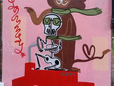 Créature festive — Street art à London