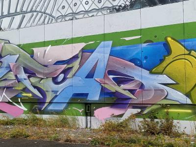 Pastel Wild Style Piece, Berlin — Street art in Berlin