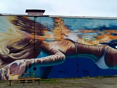 Diver in Aquatic Ecstasy — Street art by Amanda Arrou-tea (Mandi Oh) in Berlin