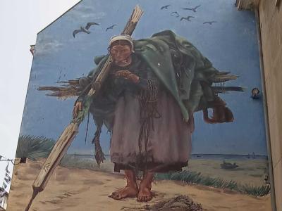 The wreck gatherer legend — Street art in Boulogne-sur-Mer