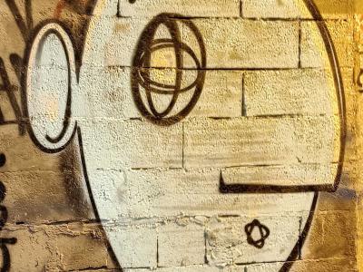 Minimalist Abstract Head — Street art in Porto