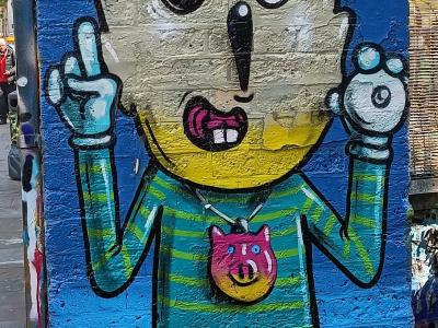 Personnage cartoon rayé — Street art à London