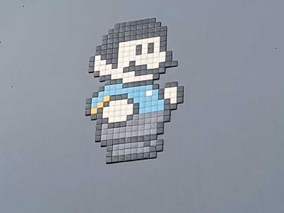 Personnage pixel art par In The Woup — Street art de IN THE WOUP à Nantes