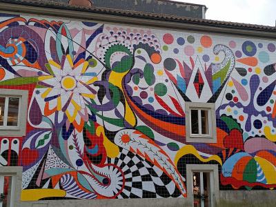 Painel de Azulejos — Street art de Joana Vasconcelos à Porto