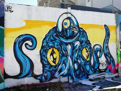 Blue Octopus Yellow Eyes — Street art in Nantes