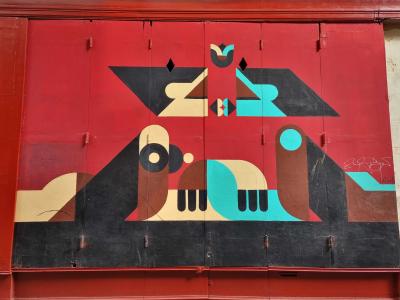 Constructivist Red and Black Bird Duo — Street art in Clermont-Ferrand