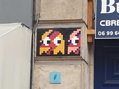 Space Invader PA_0470, 1057 and 1062 — Street art by Invader in Paris