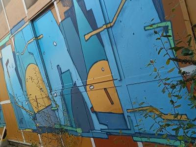 Composition abstraite bleue et orange — Street art à Rennes