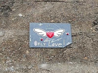 Winged Heart, Only Love — Street art in Nantes