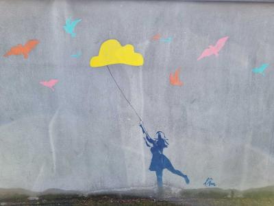 Child Kite Dreamer — Street art in Clermont-Ferrand