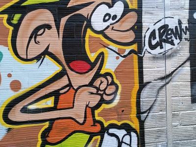 Personnage crew à la chaussure blanche — Street art à Rennes