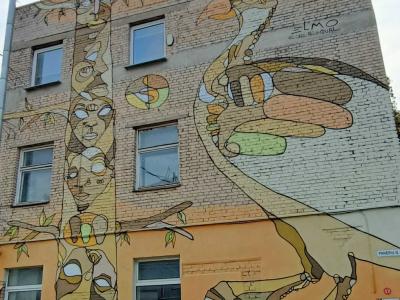 Dirty Elmo's Totem Insect — Street art by Dirty Elmo in Vilnius