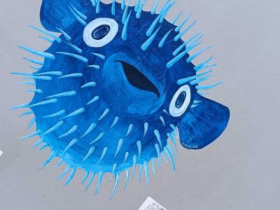 Poisson-globe bleu gonflé — Street art à Nantes