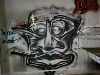 Le mec blasé, the Jaded Guy — Street art in Grenoble