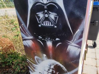 Vader chromé sombre — Street art de Dan23 à Strasbourg
