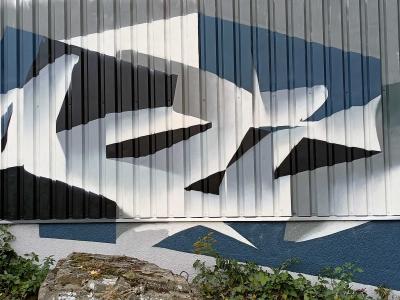 Black and White Geometric Abstraction — Street art in Berlin