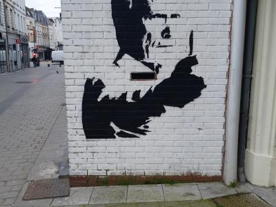 Black Silhouette Stencil Art Character — Street art in Arras