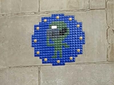 Mr Djoul Pixel Earth Globe — Street art by Mr Djoul in Paris