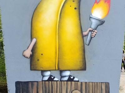 Olympic Banana — Street art by Ador in Nantes