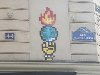 Bowser — Street art in Paris
