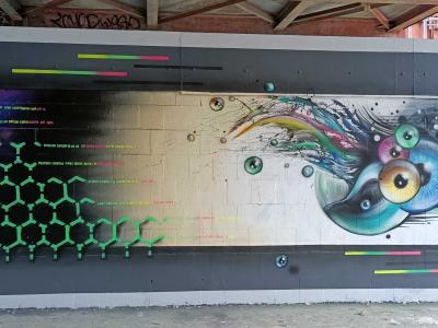 Nid d'abeilles et globes oculaires — Street art de Sten 9540 à Berlin