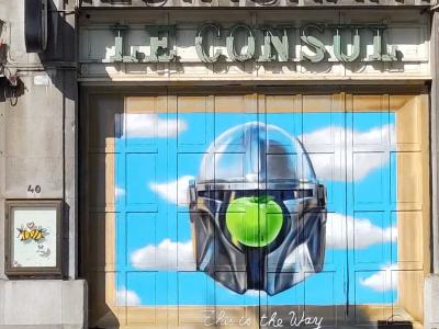 Surreal Magritte Eye — Street art in Bruxelles