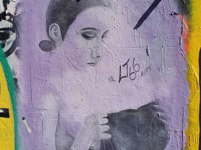 Femme violet expressif — Street art à London