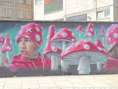 WOSKerski Rêve de Champignons — Street art de WOSKerski à London