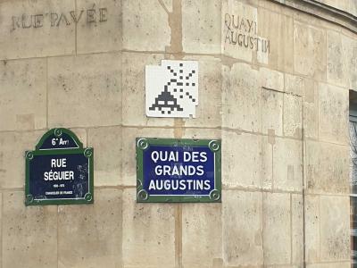 Space Invader PA_0392 — Street art by Invader in Paris