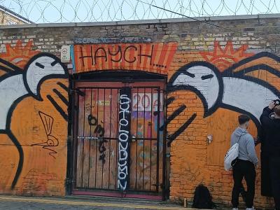 Oiseaux « Haych » — Street art à London