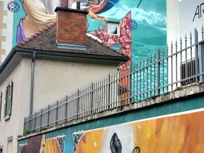 Notre Dame de Grâce II — Street art de A'Shop à Grenoble