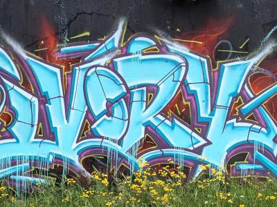Cyan lettering — Street art in Soyons