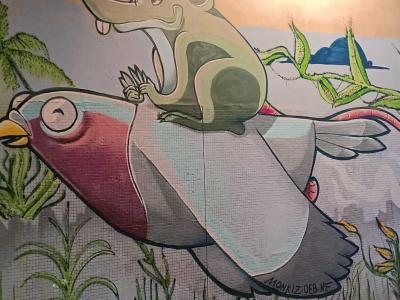 Top Hat Rat Riding a Pigeon — Street art in Paris
