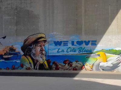 Blue Fisherman — Street art in Sausset-les-Pins