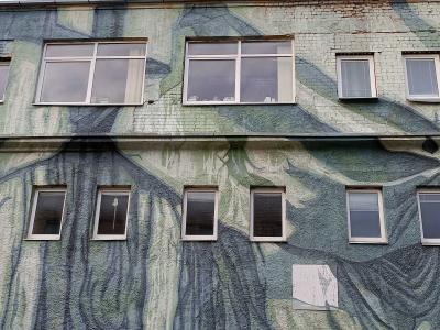 Enormous stylized eyeglasses — Street art by Jurgis Tarabilda, Aistis Kavaliauskas in Vilnius