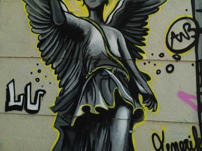 L'ange à la bombe de peinture — Street art à Nantes