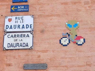 Alien Cyclist Mosaic by Mr Djoul — Street art by Mr Djoul in Toulouse