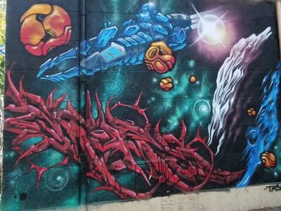 Bataille spatiale par Ekors et Tas — Street art de Ekors à Marseille
