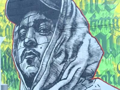 Baddadan, le portrait à capuche par Dire 132 — Street art de Dire 132, Bonar à Marseille